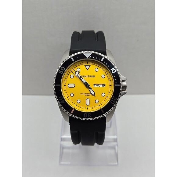 Armitron 20/5582SV Yellow Day Date Watch Diver Style Quartz 165ft New Battery - Picture 1 of 10